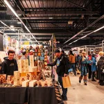 Une allée du festival Geek Life